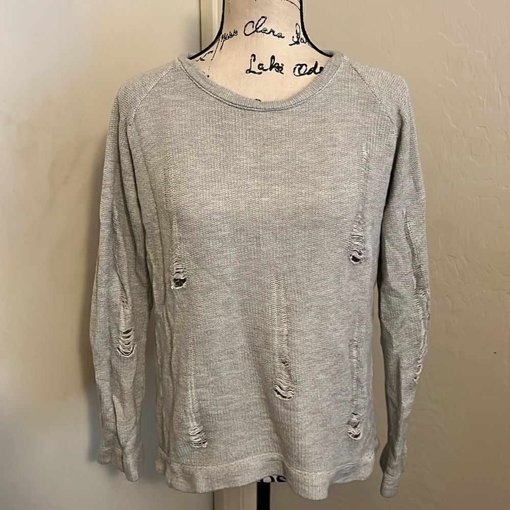 Benjamin Jay Gray Distressed Ripped Pullover Sweatshirt Boho Contemporary Casual